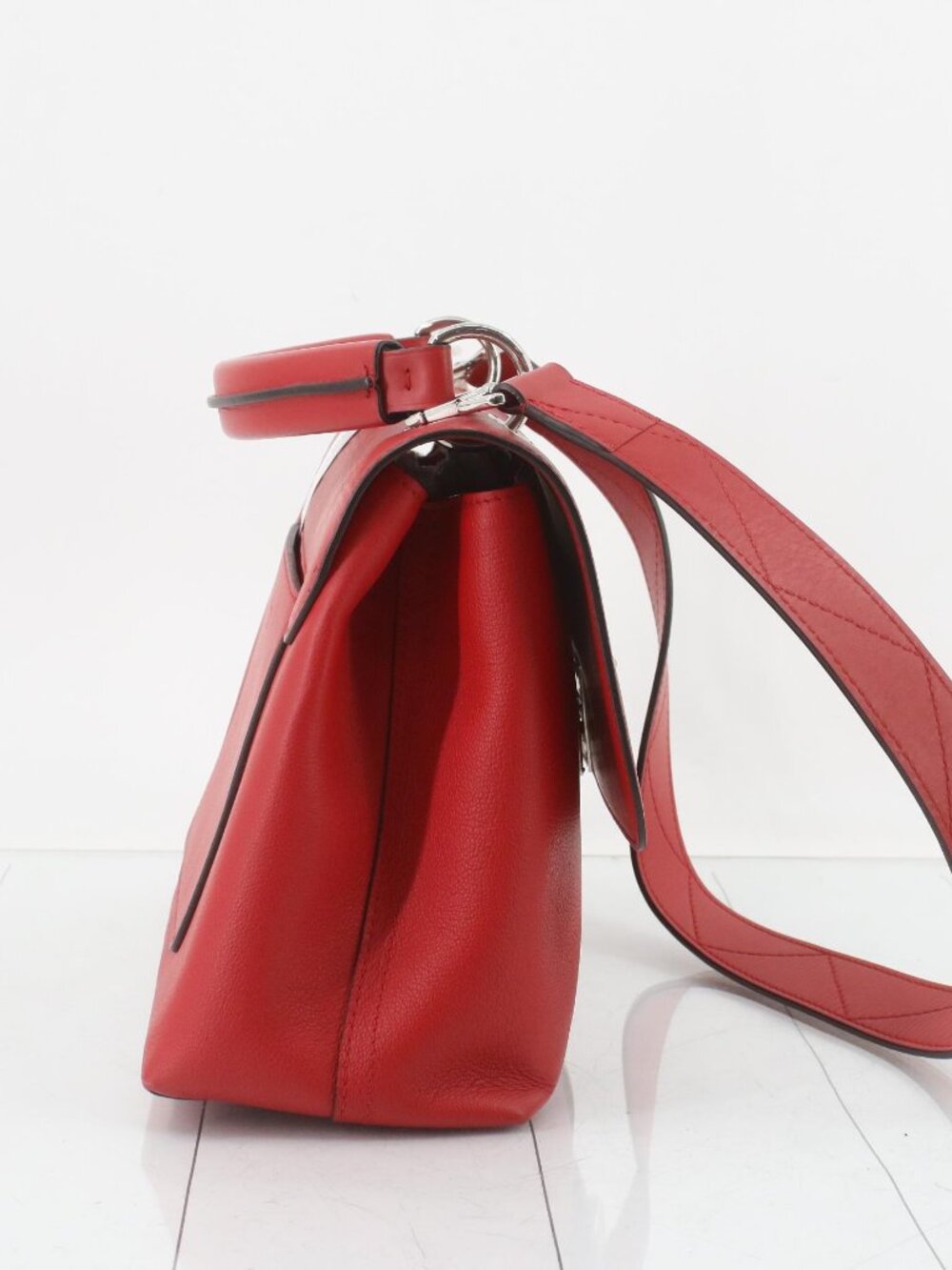 LV Red Monogram Leather Very One Handle Bag - Picture 3 of 12